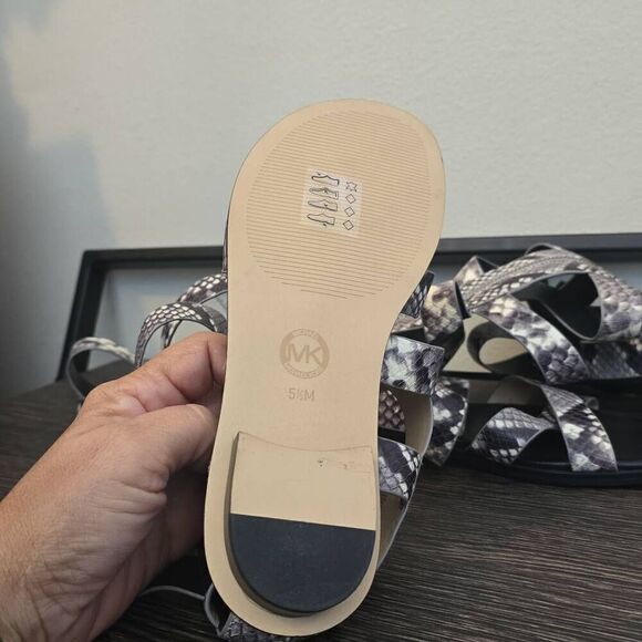 Michael Michael Kors Darby Tall Printed Snake Gladiator Sandals, NEW, Sz. 5.5 - Picture 5 of 5